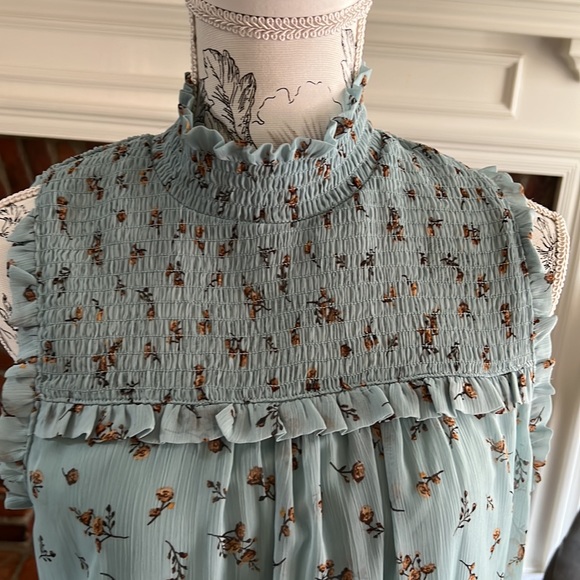 Set of 2 - Smocked Top Mock Neck Ruffle Floral Boho Dress Sz L - Picture 7 of 9